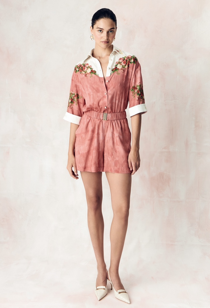 НАТЮРМОРТ. ПИОНЫ И ВИШНИ.-Изображение