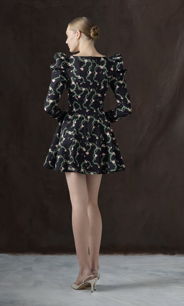 Платье с авторским принт 