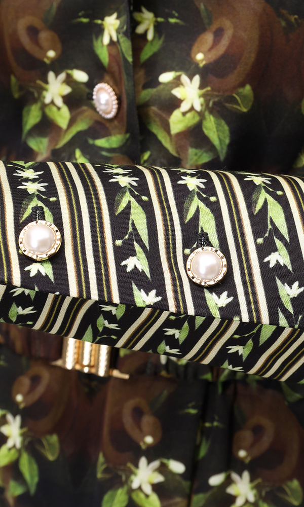 Платье из сатиновой вискозы с авторским принтом 