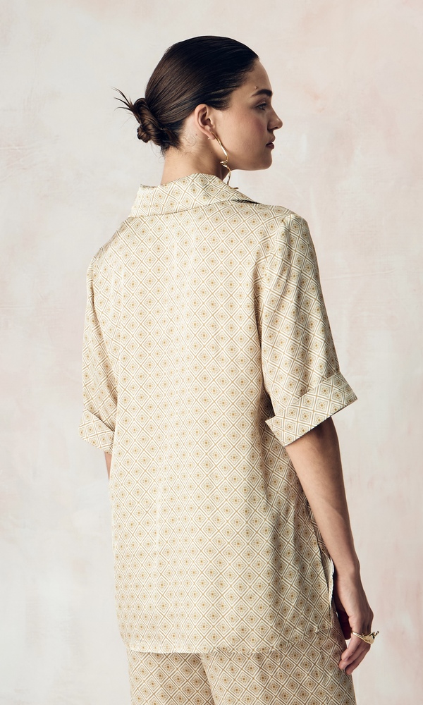 Костюм из сатиновой стрейч вискозы с авторским принтом 