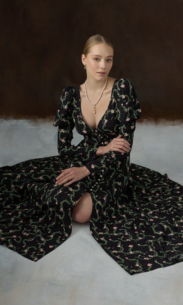 Платье MARTA из вискозы с авторским принтом 