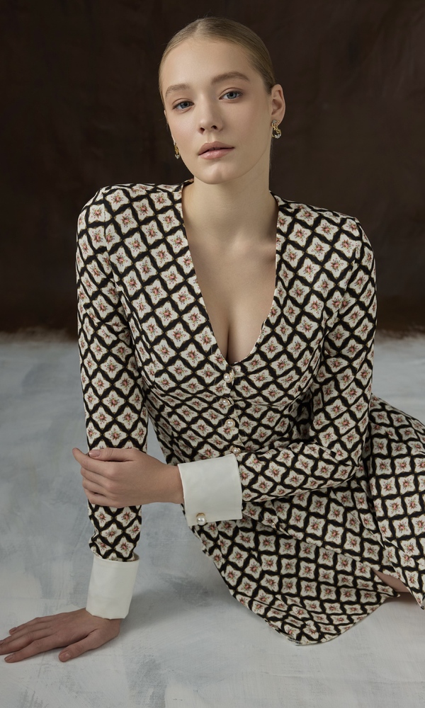 Платье с авторским принтом 