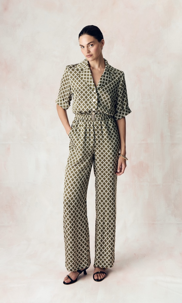 Комбинезон из сатиновой стрейч вискозы с авторским принтом 