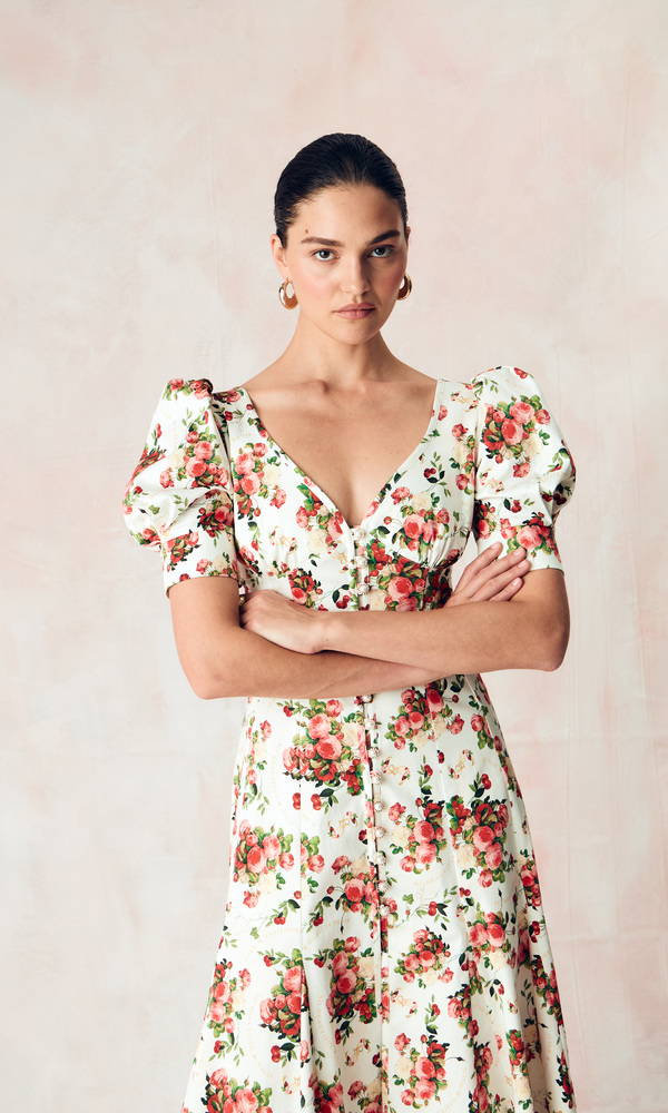 Платье годэ из стрейч поплина с авторским принтом «ПИОНЫ И ВИШНИ»-Изображение