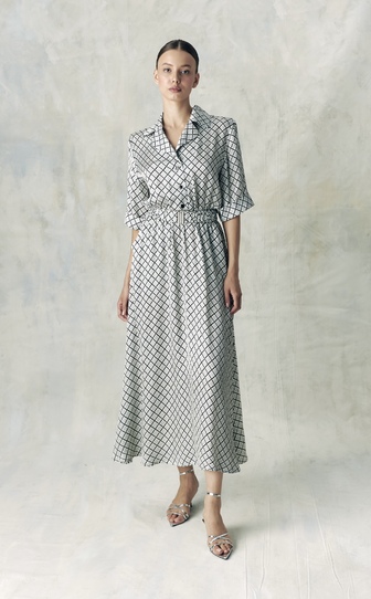 Платье из сатиновой вискозы с авторским принтом 