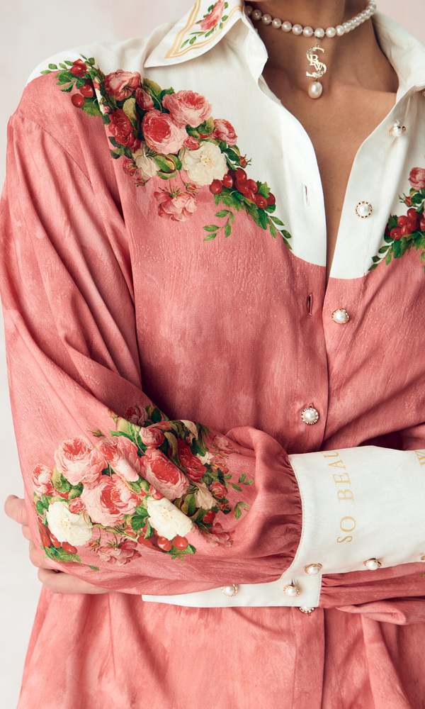 Рубашка из сатиновой стрейч вискозы с авторским принтом 