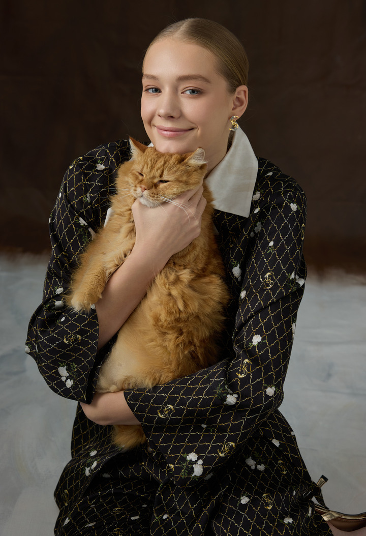 ЗОЛОТЫЕ ПИОНЫ-Изображение