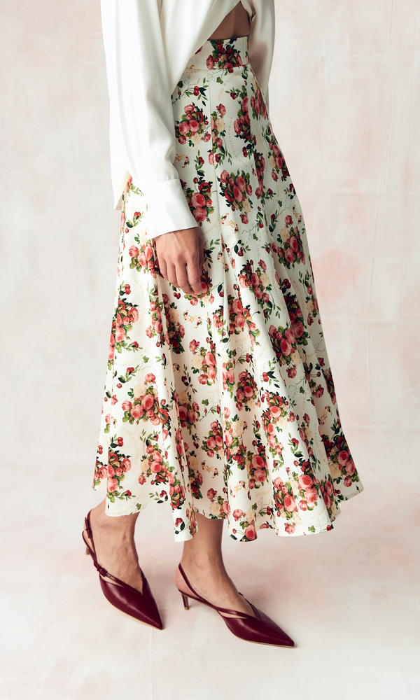 Юбка годэ в длине миди из стрейч поплина с авторским принтом «ПИОНЫ И ВИШНИ»-Изображение