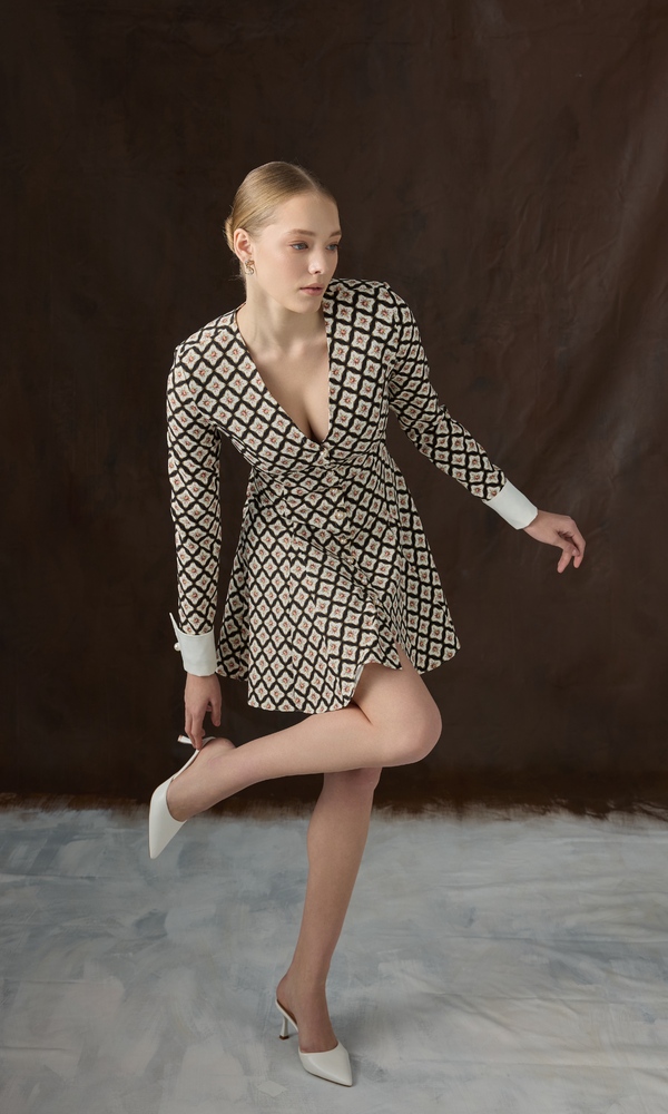 Платье с авторским принтом 