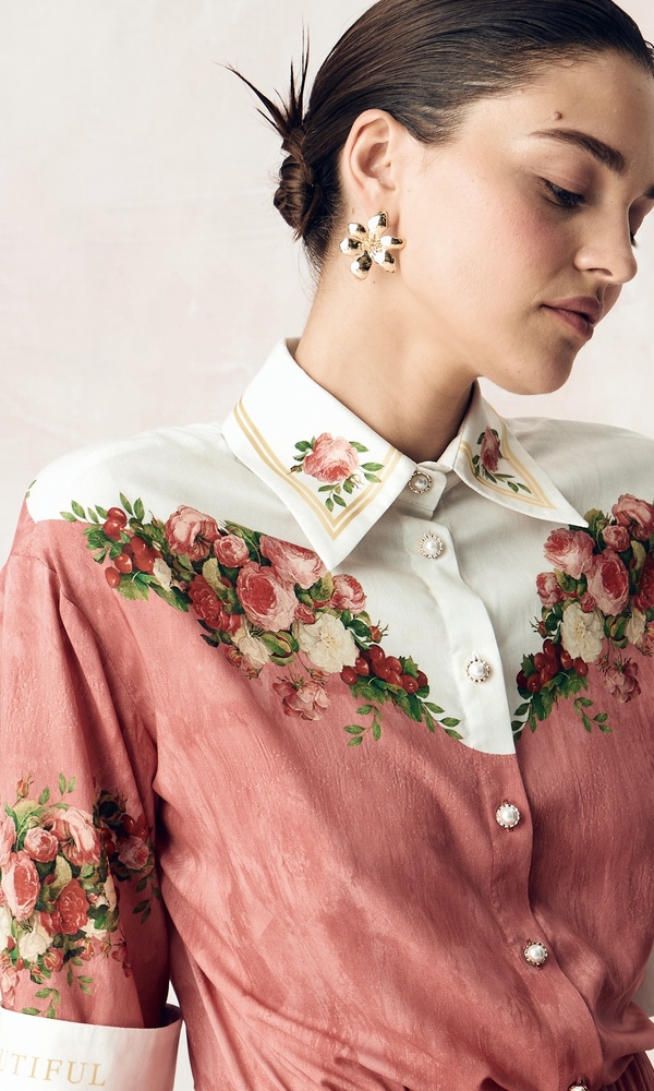 ЭКСКЛЮЗИВНО В ИНТЕРНЕТ-БУТИКЕ Платье из сатиновой стрейч вискозы с авторским принтом 