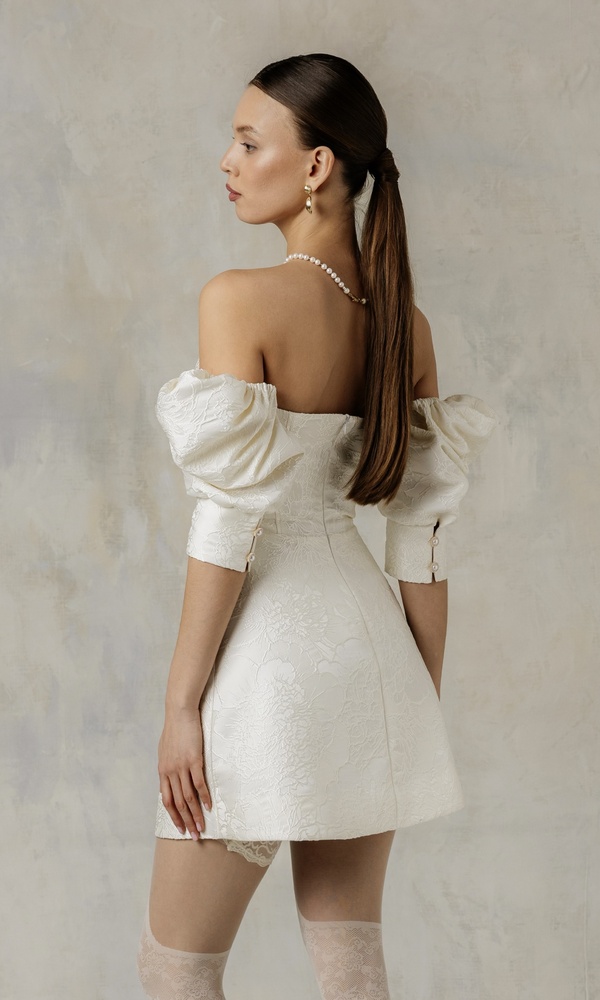 Платье в длине мини из жаккарда WHITE-Изображение