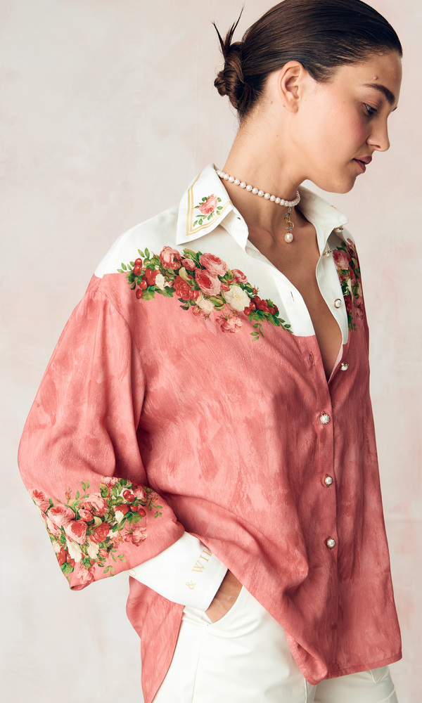 Рубашка из сатиновой стрейч вискозы с авторским принтом 