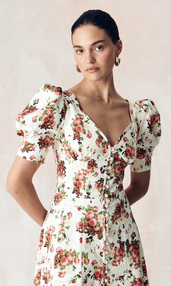 Платье годэ из стрейч поплина с авторским принтом «ПИОНЫ И ВИШНИ»-Изображение