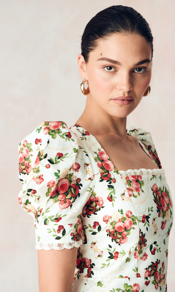 Платье АННА из стрейч поплина с авторскими принтом «ПИОНЫ И ВИШНИ»-Изображение